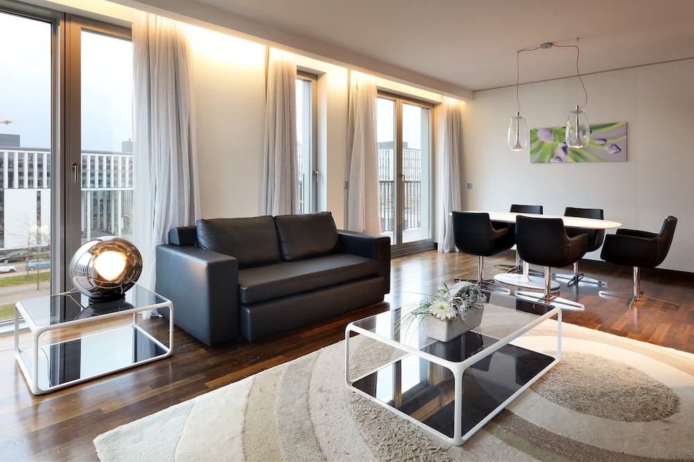 Family Apartment, 1 Bedroom - Photo 1