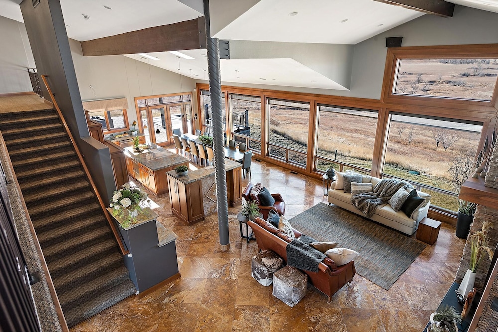 Villa photo 1
