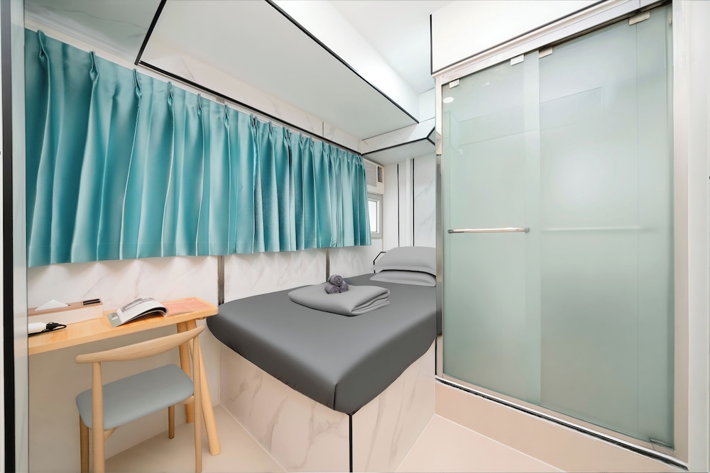 Joy Executive Room