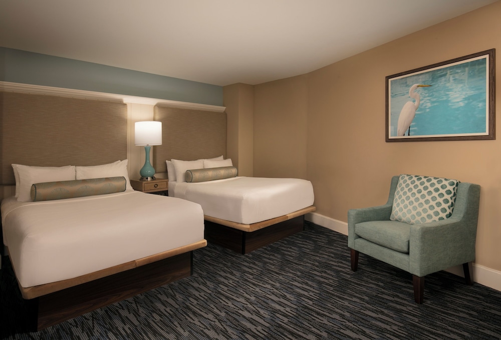 Suite, 1 Bedroom, Tower (Two Queen, Standard View) photo 1