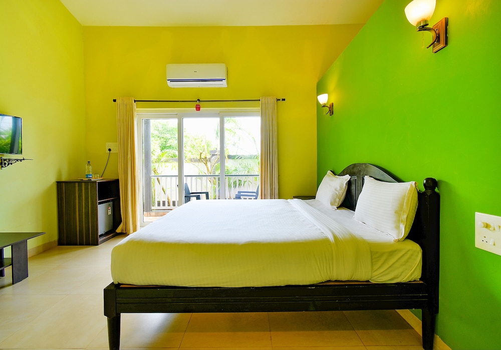 Deluxe Room - Photo 3