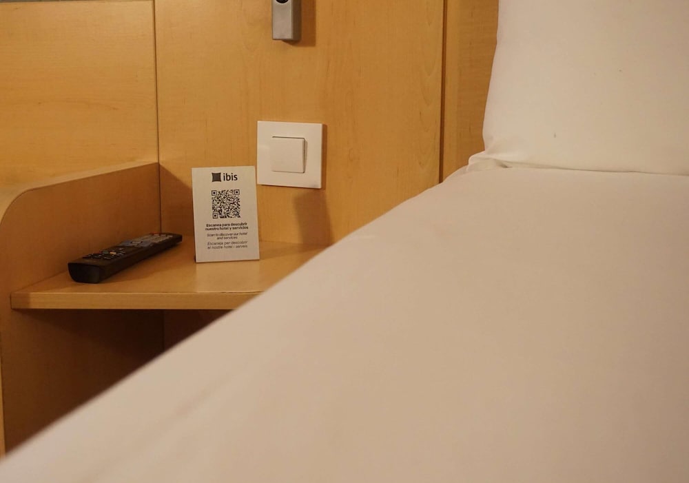 Standard Room, 1 Double Bed - Photo 2