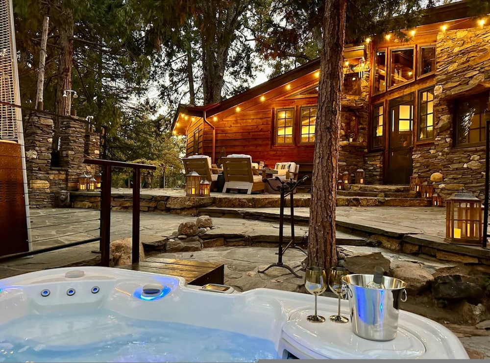 Villa photo 2