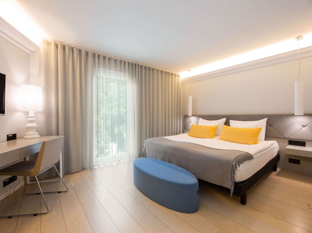 Premium Room, 1 Double Bed with Sofa bed photo 3