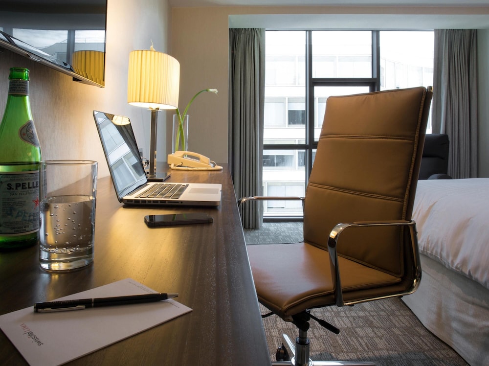 Swiss, Executive Room, 1 Double Bed photo 3