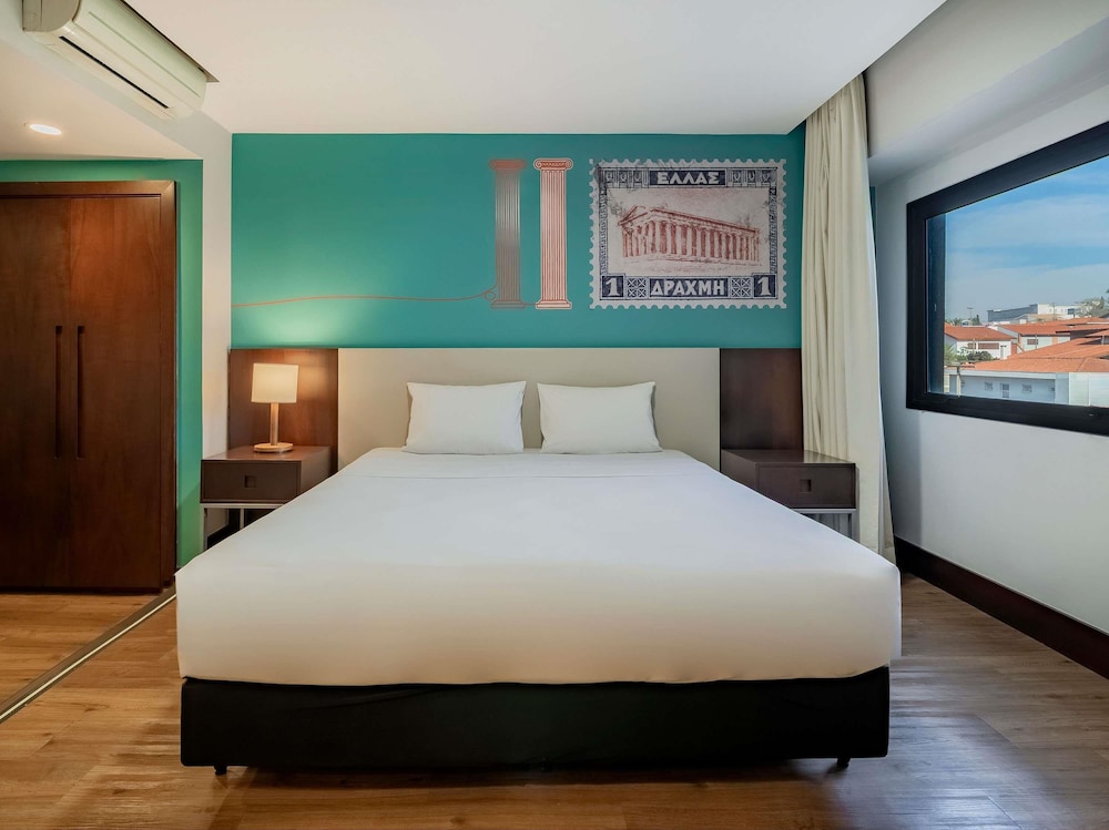 Superior Room, 1 Queen Bed photo 1