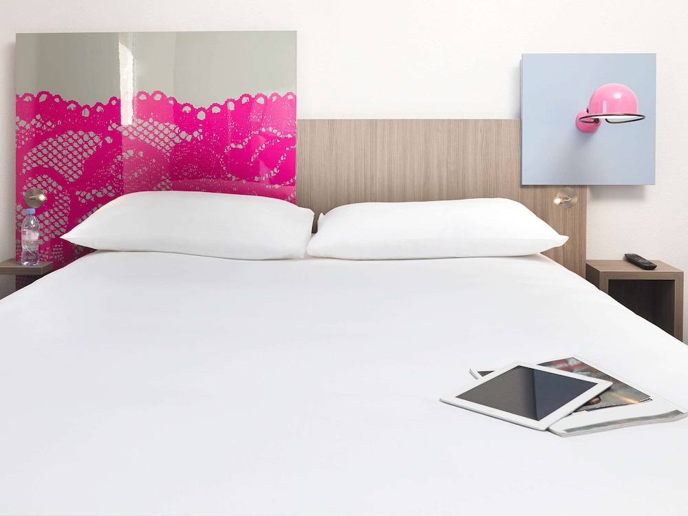 Standard Room, 1 Double Bed with Sofa bed photo 2