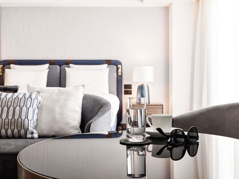 Junior Suite, 1 King Bed