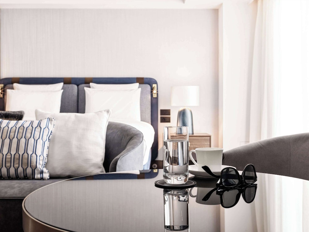 Junior Suite, 1 King Bed