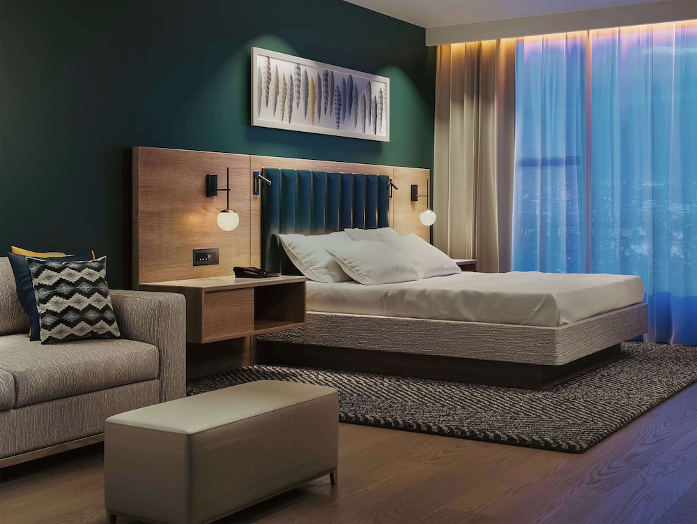 Deluxe Room, 1 King Bed
