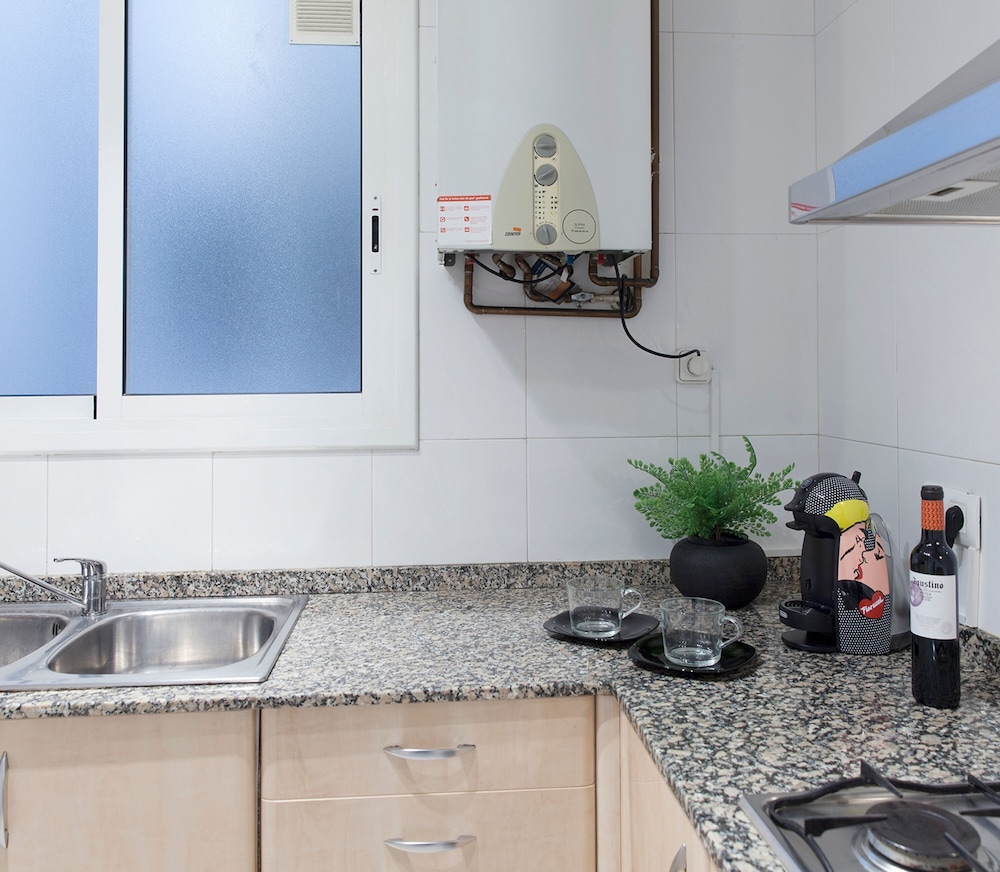 Prime Eixample Hideaway 6 Ospiti Con Balcone by Myrentalhost, Foto 6