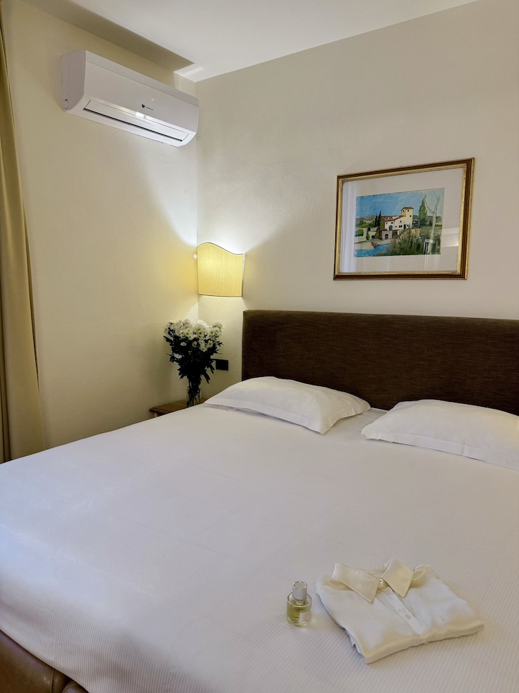 Executive Double Room photo 3