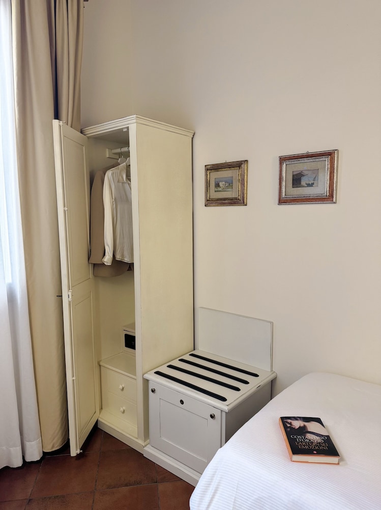 Classic Single Room photo 2