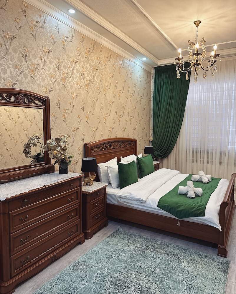 Luxury Apartment, 2 Bedrooms (Lower Floor) photo 2