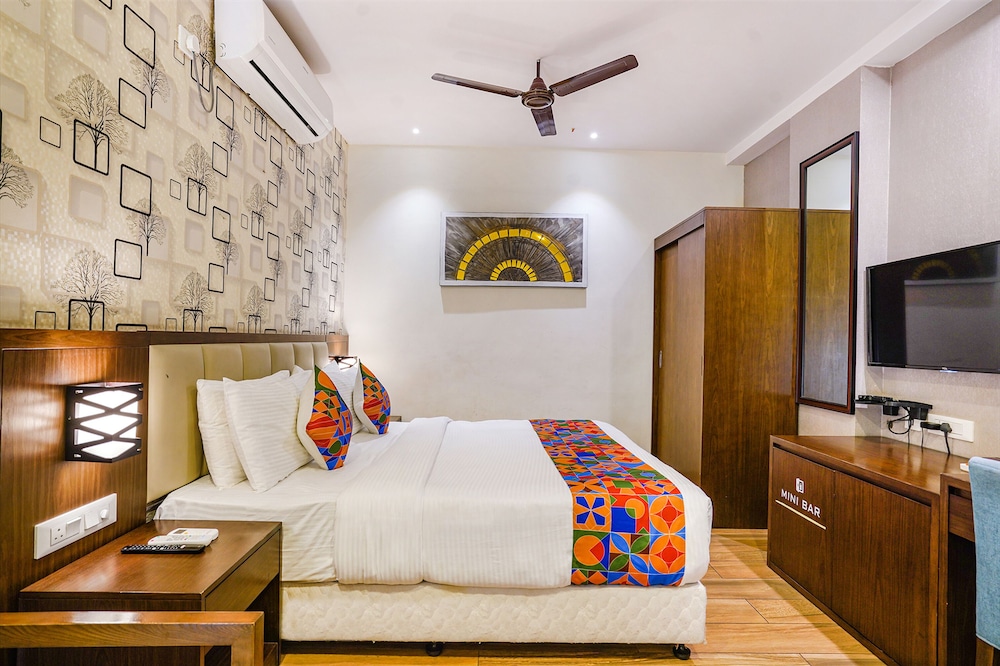 Executive Room, 1 King Bed photo 2