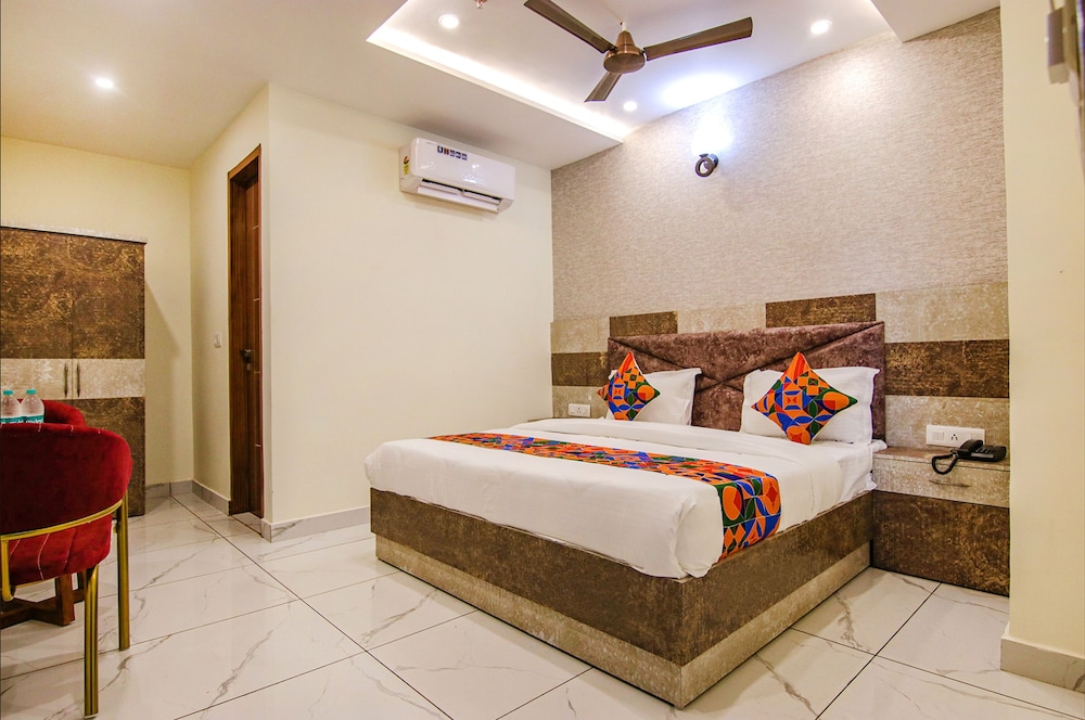 Deluxe Room - Photo 4