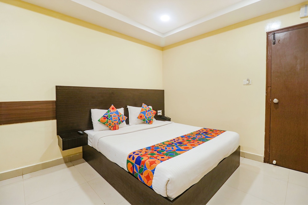 Deluxe Room - Photo 1