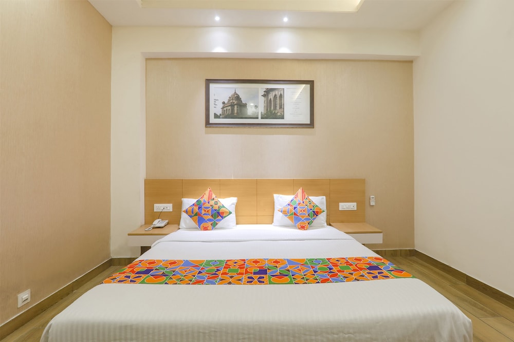 Deluxe Room - Photo 4