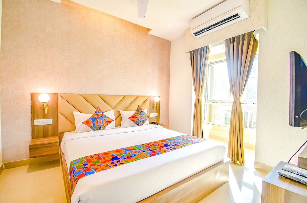 Deluxe Room - Photo 1