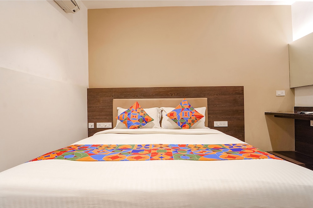 Deluxe Room - Photo 3