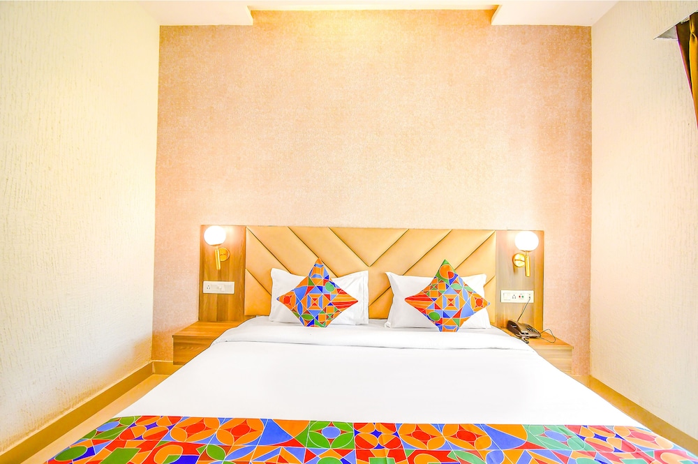 Deluxe Room - Photo 4