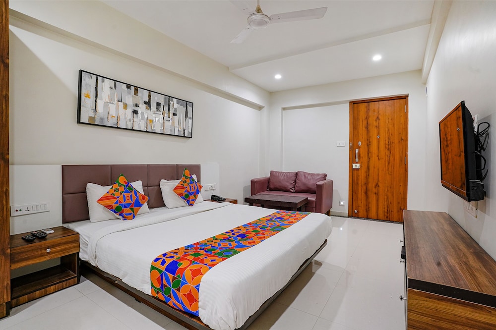 Deluxe Room - Photo 1