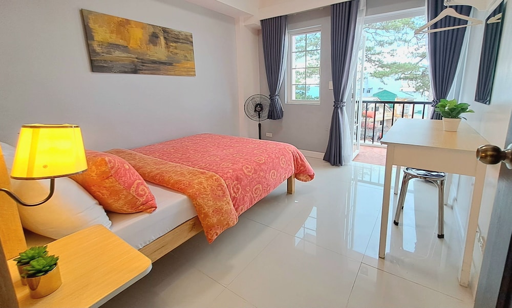 Luxury Apartment, 3 Bedrooms - Photo 21