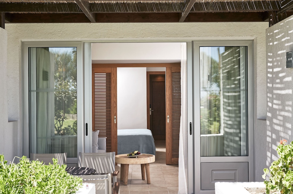 Resort Room Sliding Doors Limited Sea View | Resort Area - Photo 6