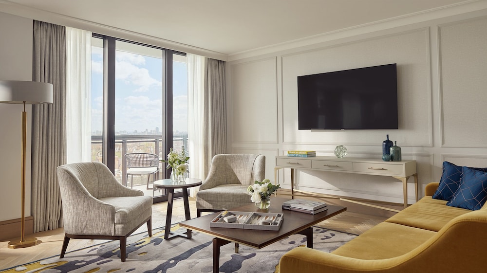 Royal Suite photo 3