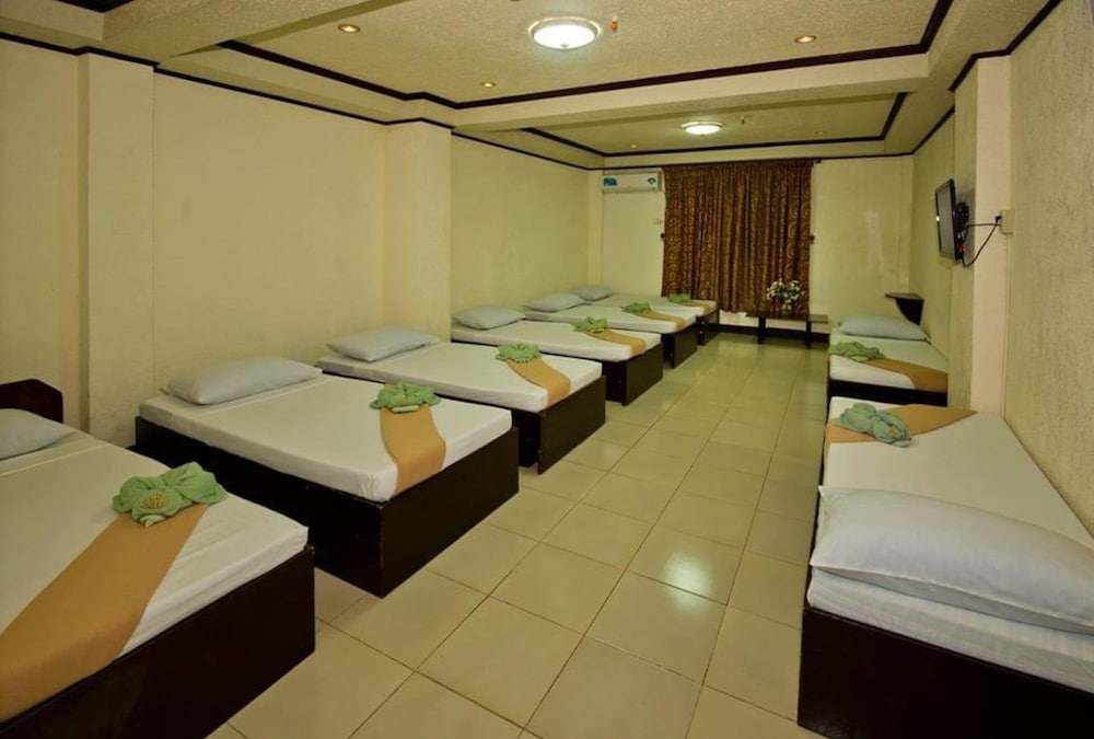 Standard Room, Multiple Beds