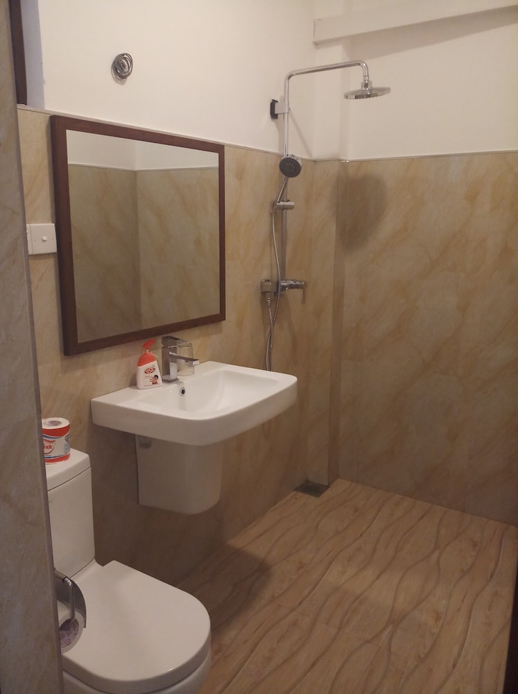 Standard Double or Twin Room photo 3