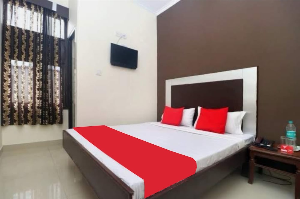 Deluxe Double Room, City View