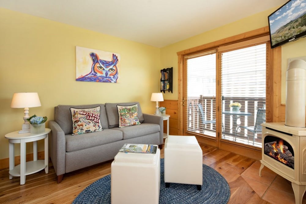 Suite (Alpine) - Photo 3