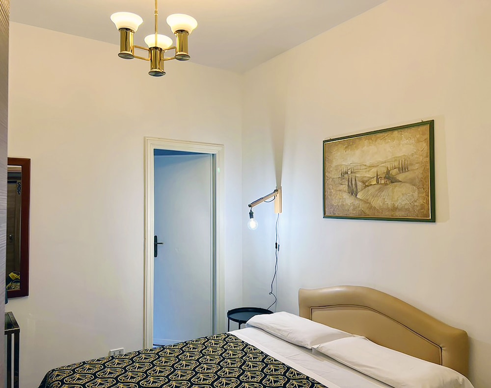Economy Double Room Single Use photo 2