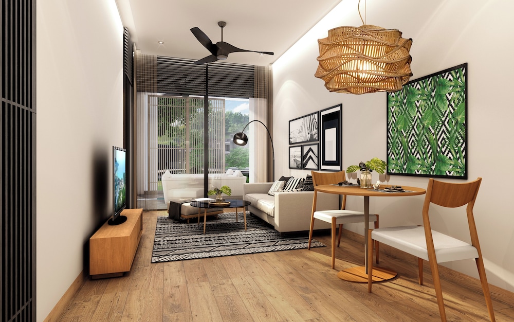 Two Bedroom Residence. 1 King Size Bed, 2 Single Beds Upper Floor