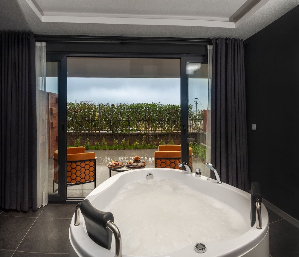 Premium Double Room photo 1