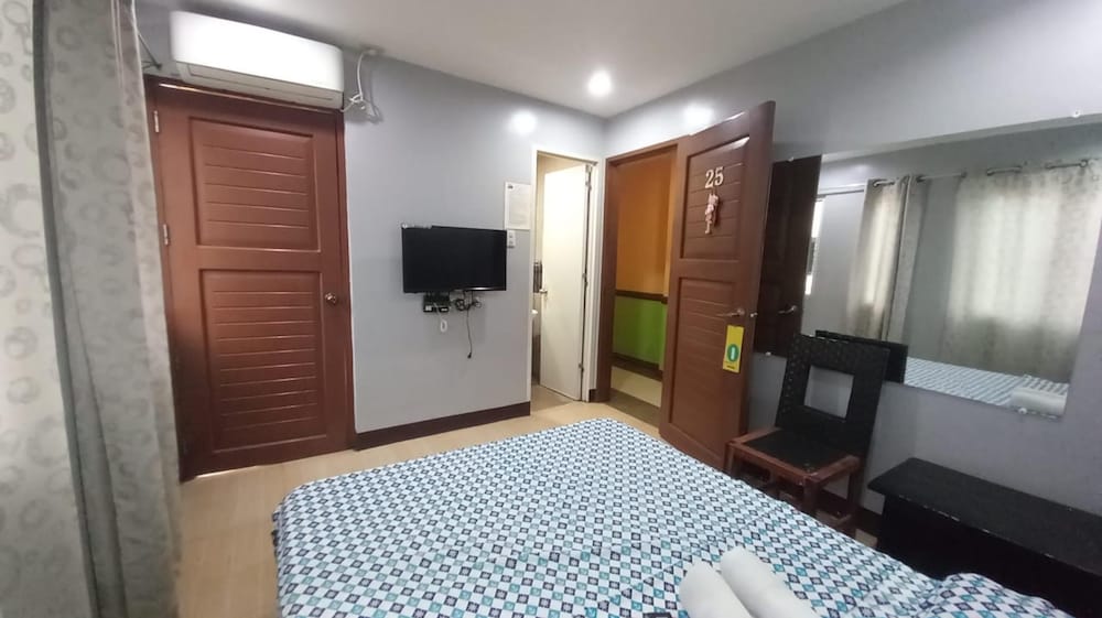 Deluxe Double Room photo 2