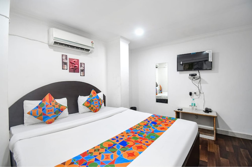 Deluxe Double Room, City View photo 3