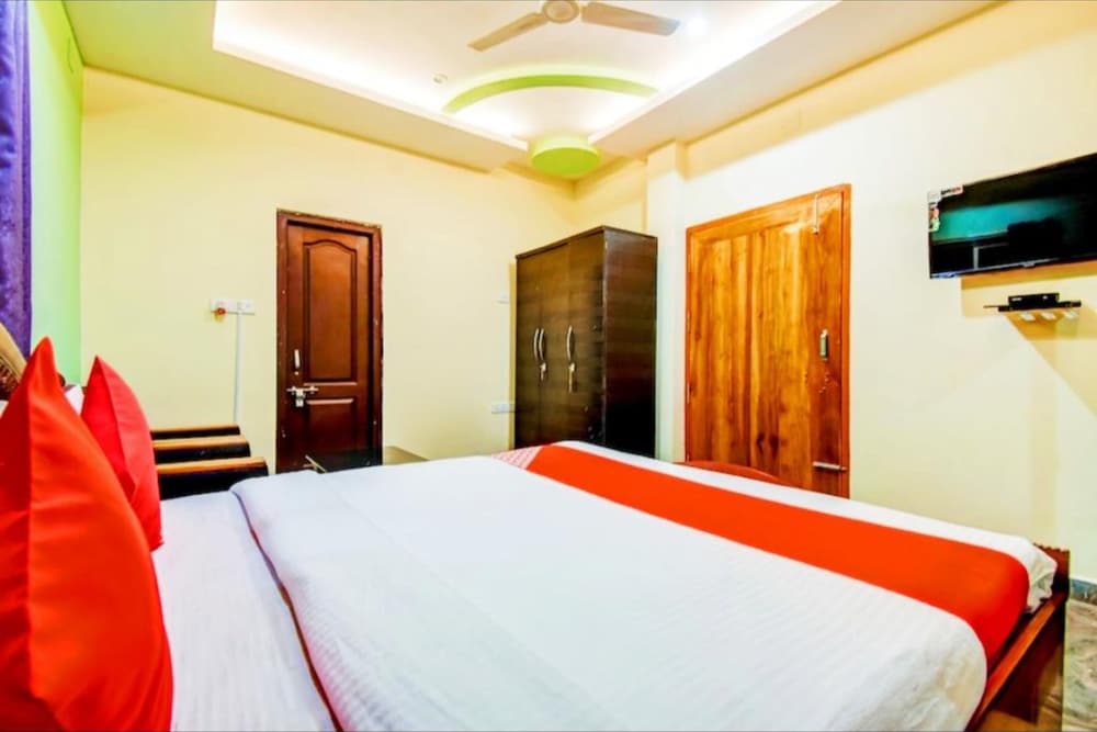 Deluxe Double Room, City View photo 3