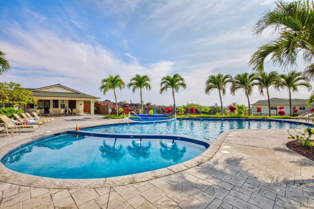 Condo, 3 Bedrooms