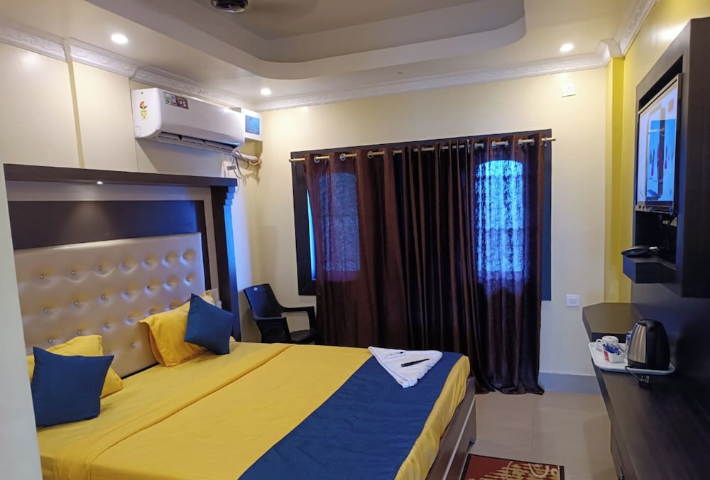 Deluxe Double Room photo 2