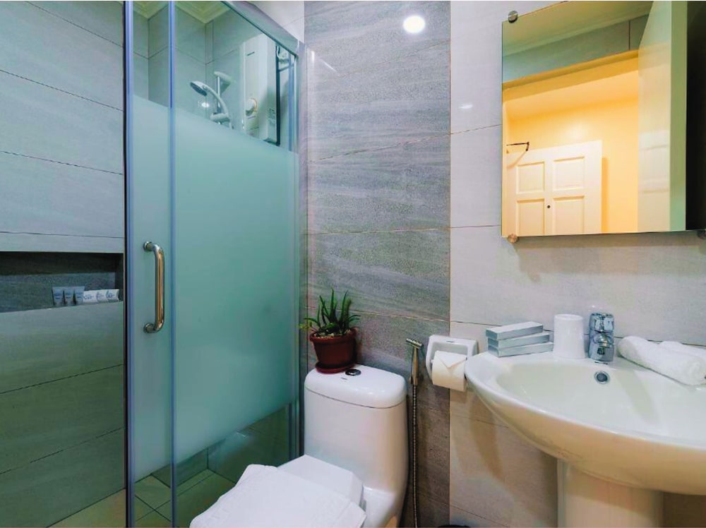 Premier Triple Room, Multiple Beds, Non Smoking, Mountain View - Photo 3