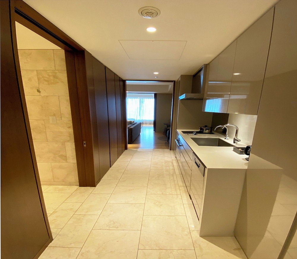 One-Bedroom Deluxe - Photo 2