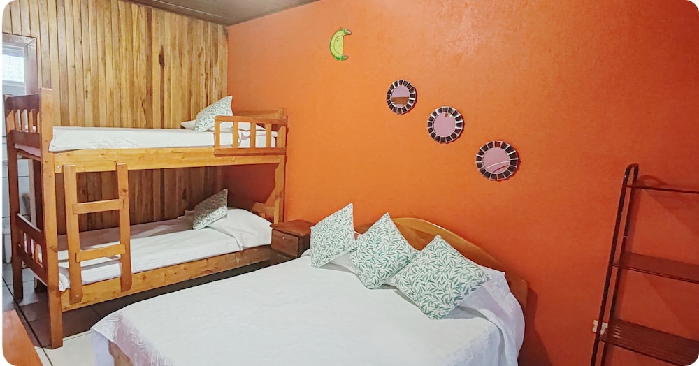 Deluxe Studio, 2 Bedrooms photo 2