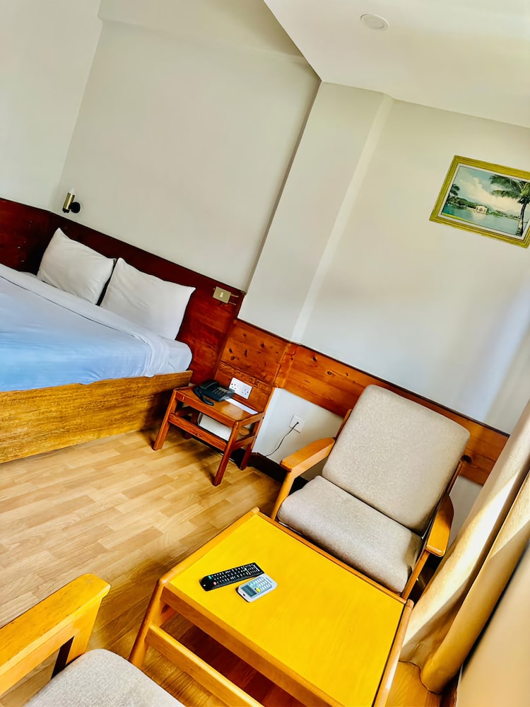 Deluxe Double Room photo 3