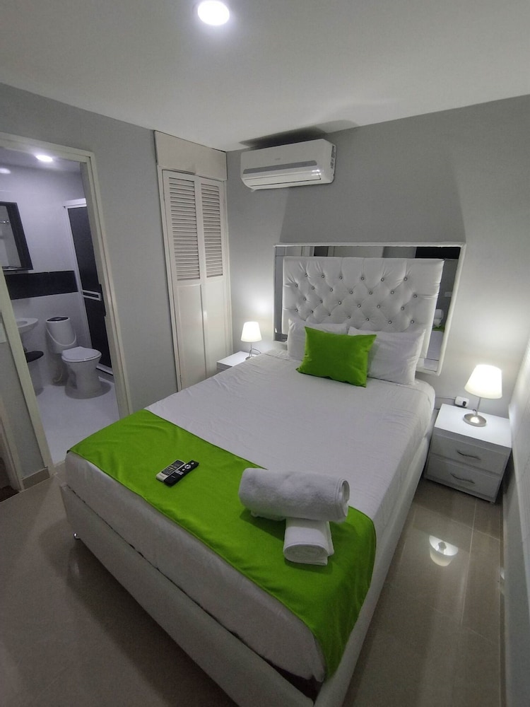 Shared Dormitory, 1 Bedroom, Smoking, Patio