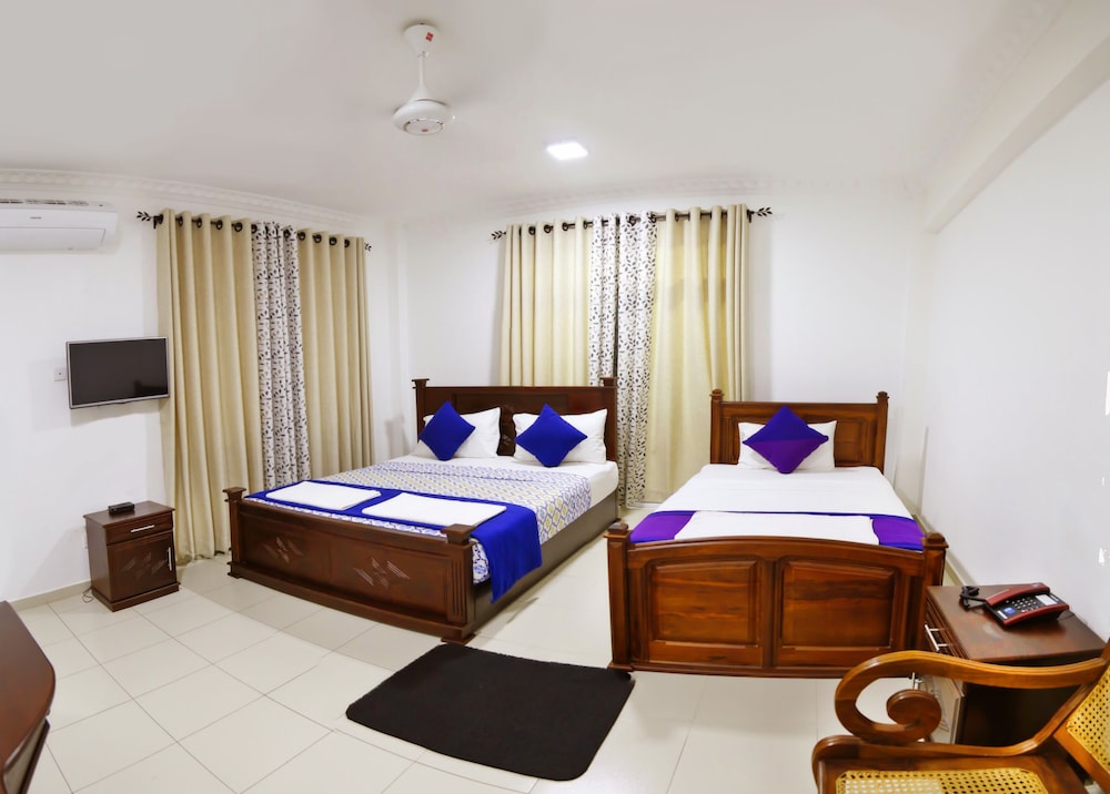 Deluxe Twin Room - Photo 12