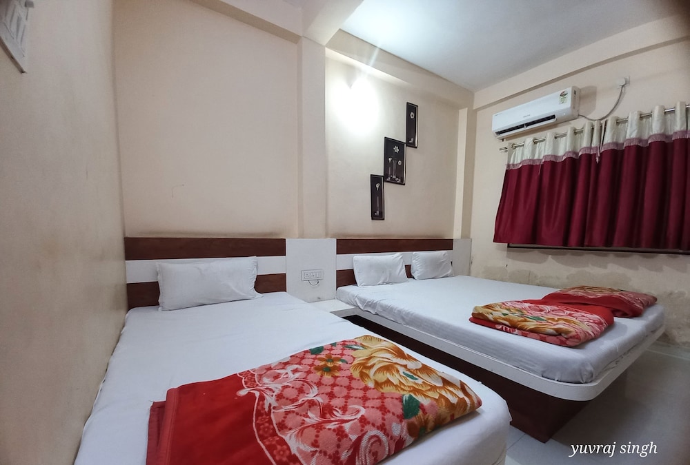 Deluxe Triple Room photo 2