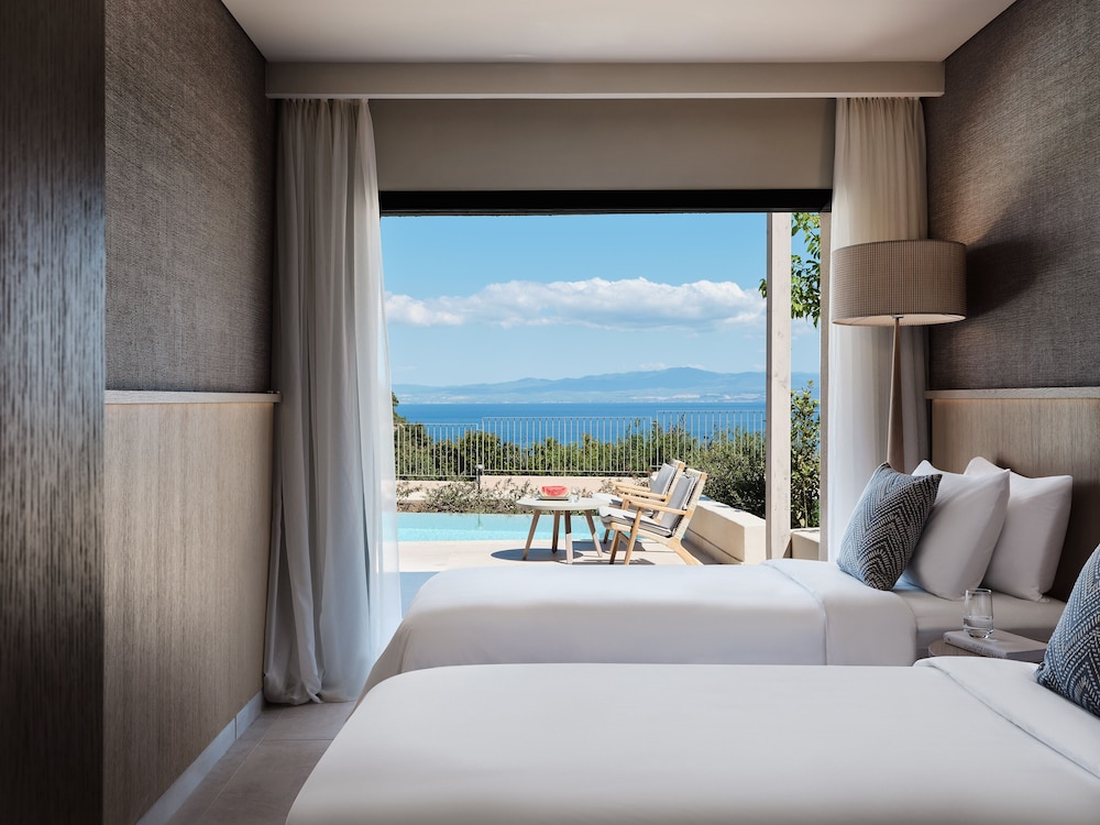 Panoramic Suite 2 Bedroom Sea View Private Pool & Jacuzzi photo 3