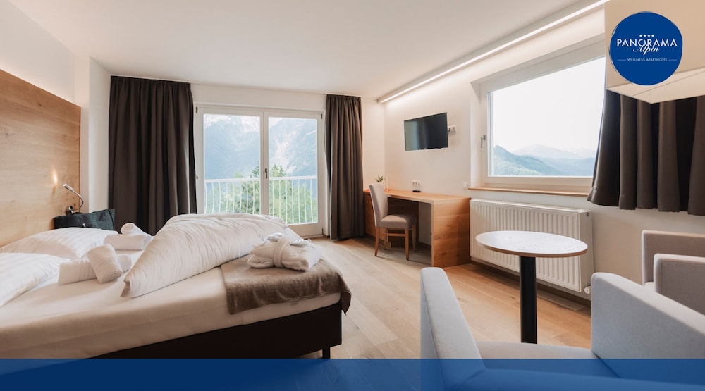 Exclusive Apartment, Multiple Beds, Balcony, Mountain View photo 1